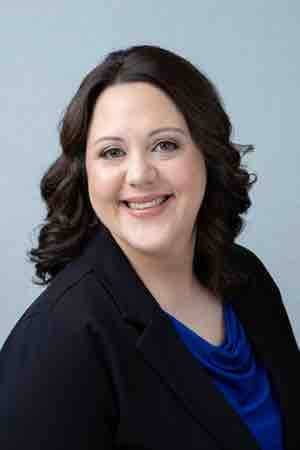 MAKIheadshotpicture_720 Kelly Maki