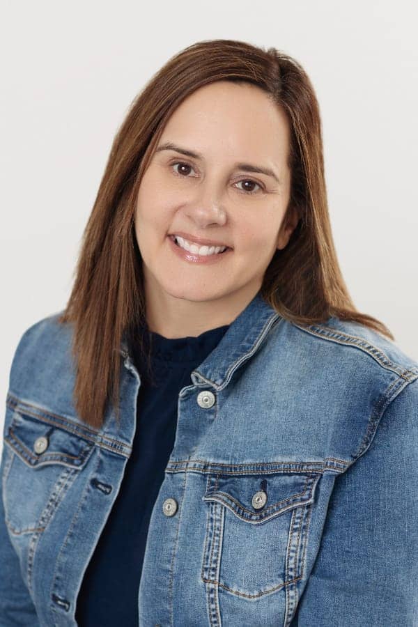 Kimberly Siemon Headshot Kimberly Siemon Headshot