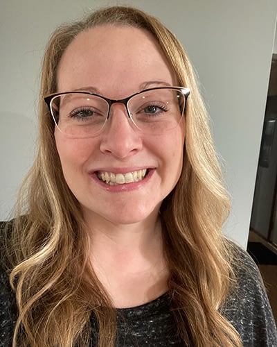 stacey-osborne headshot