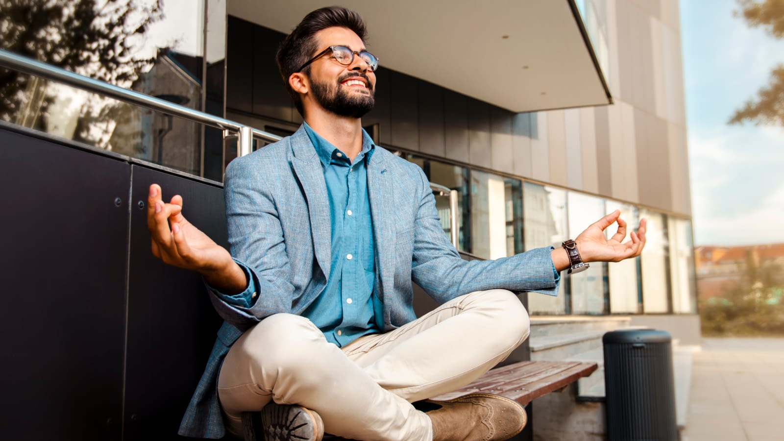 Businessman – mentally preparing for business meeting. Main outside of work
