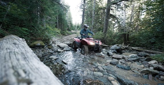 rider_on_atv_575x300