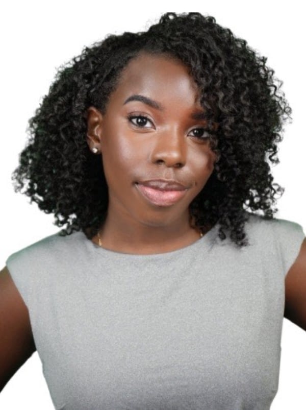 Zanazejah Young - Headshot
