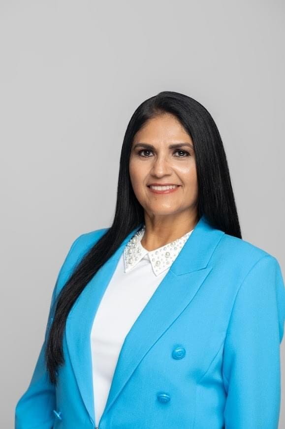 Abbygail-Elizondo-headshot 2