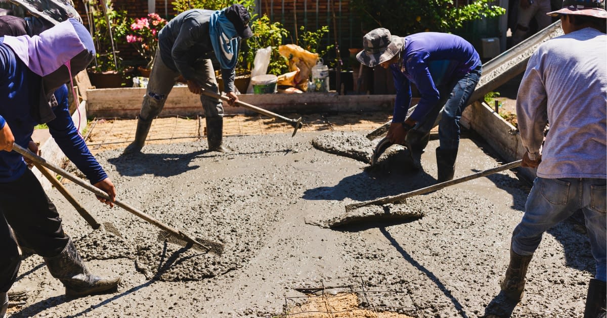 A Guide to Commercial Insurance for Temporary Employees Temporary Employees on roof and commercial insurance in Wilmington