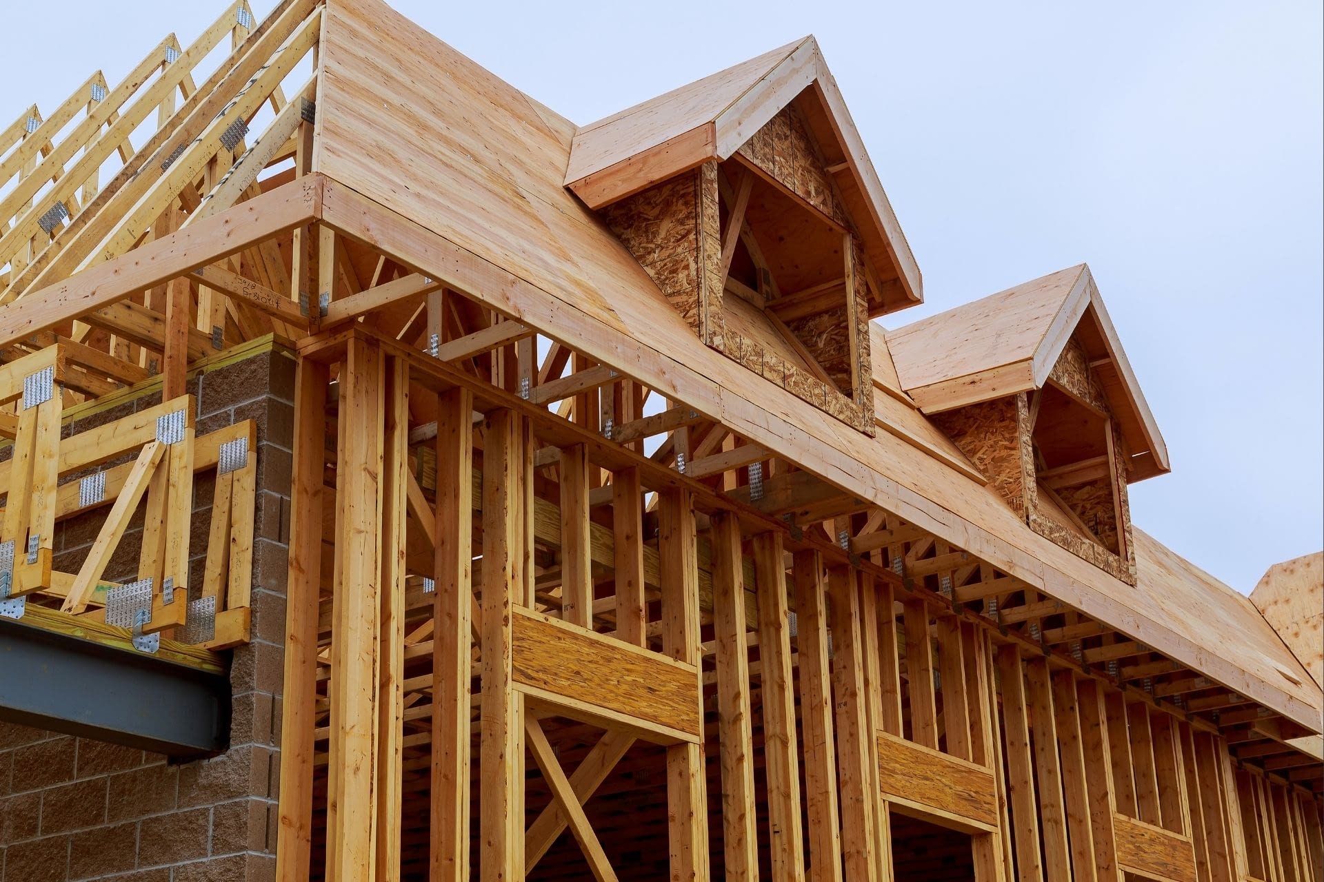 BLOG MAGES (1920 x 1280 px) (19) house under construction