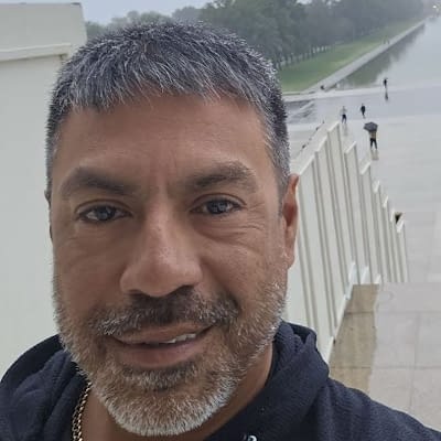 aaron salazar
