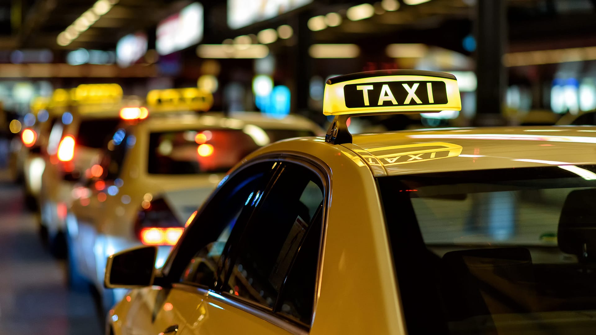 taxi_bus_limo_insurance_l