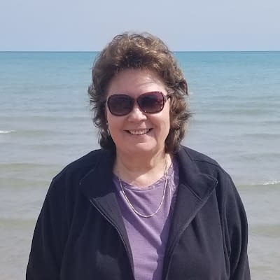 Debbie Golik
