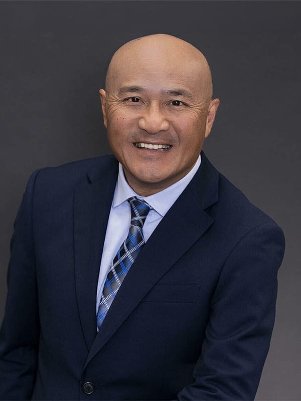 JAMES-CQ-BANH-headshot