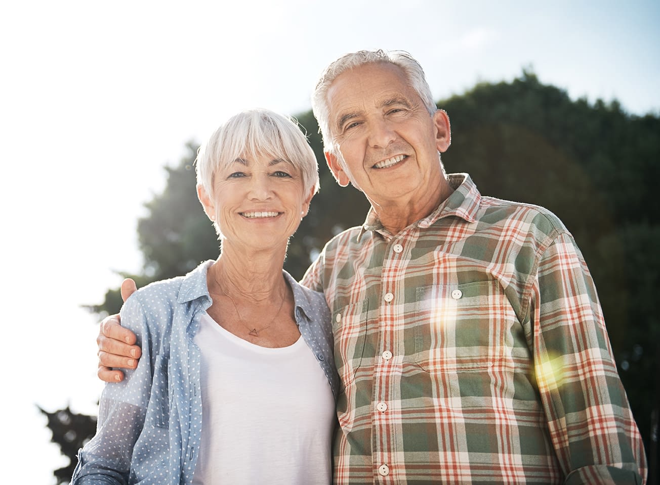 senior-couple-blue-sky-mobile