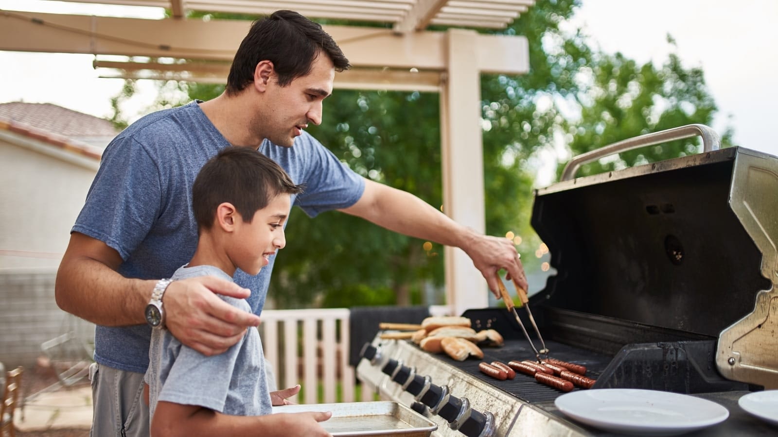 Summer-Home-Grill-Family.jpg