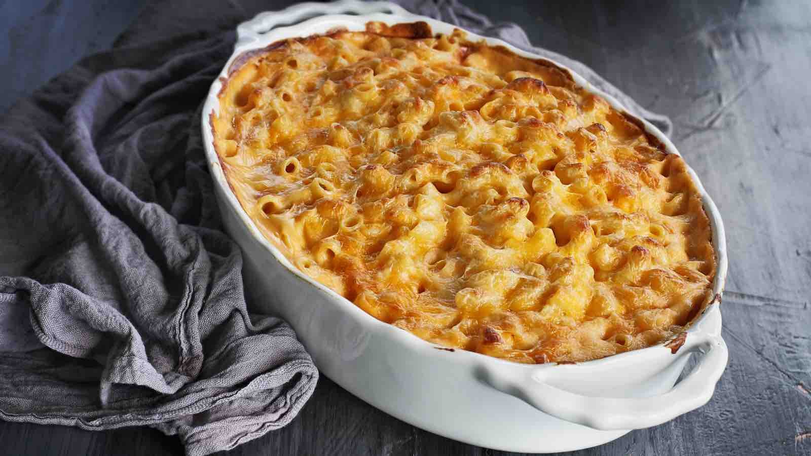 Comfort-Food-Mac-And-Cheese.jpg