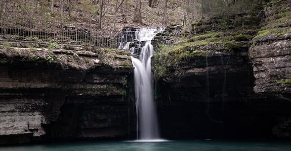 missouri_waterfall_575x300