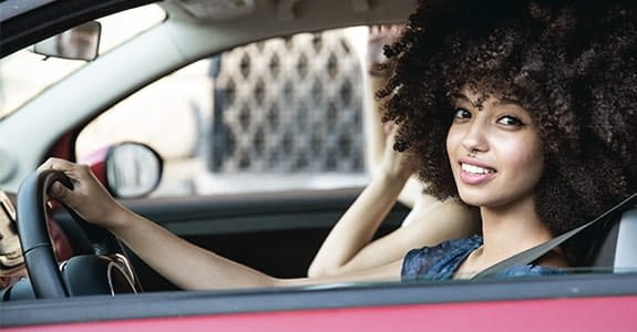 person-sitting-in-car-575×300-1
