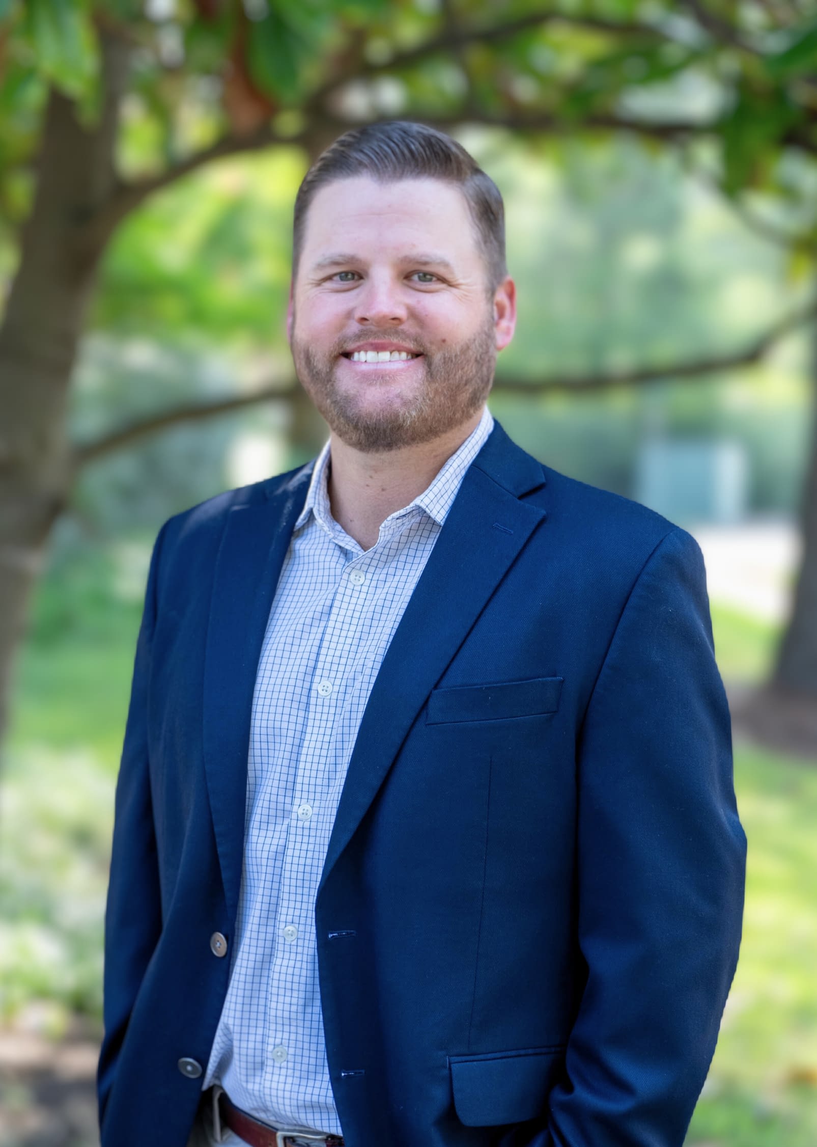 DustinDoverHeadshot2024