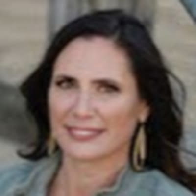 Robyn Vukelich