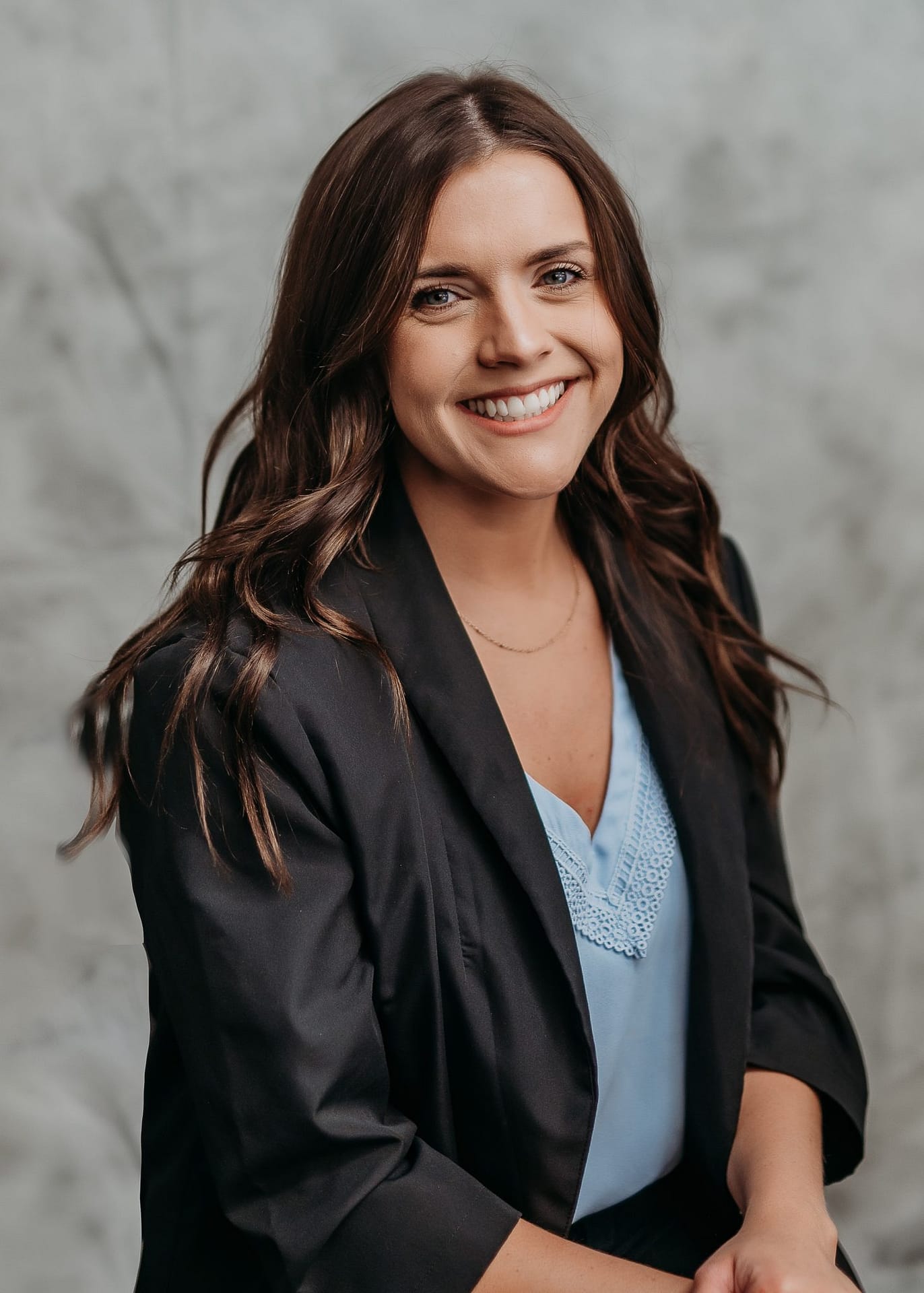 Addie Headshot – Website (004)