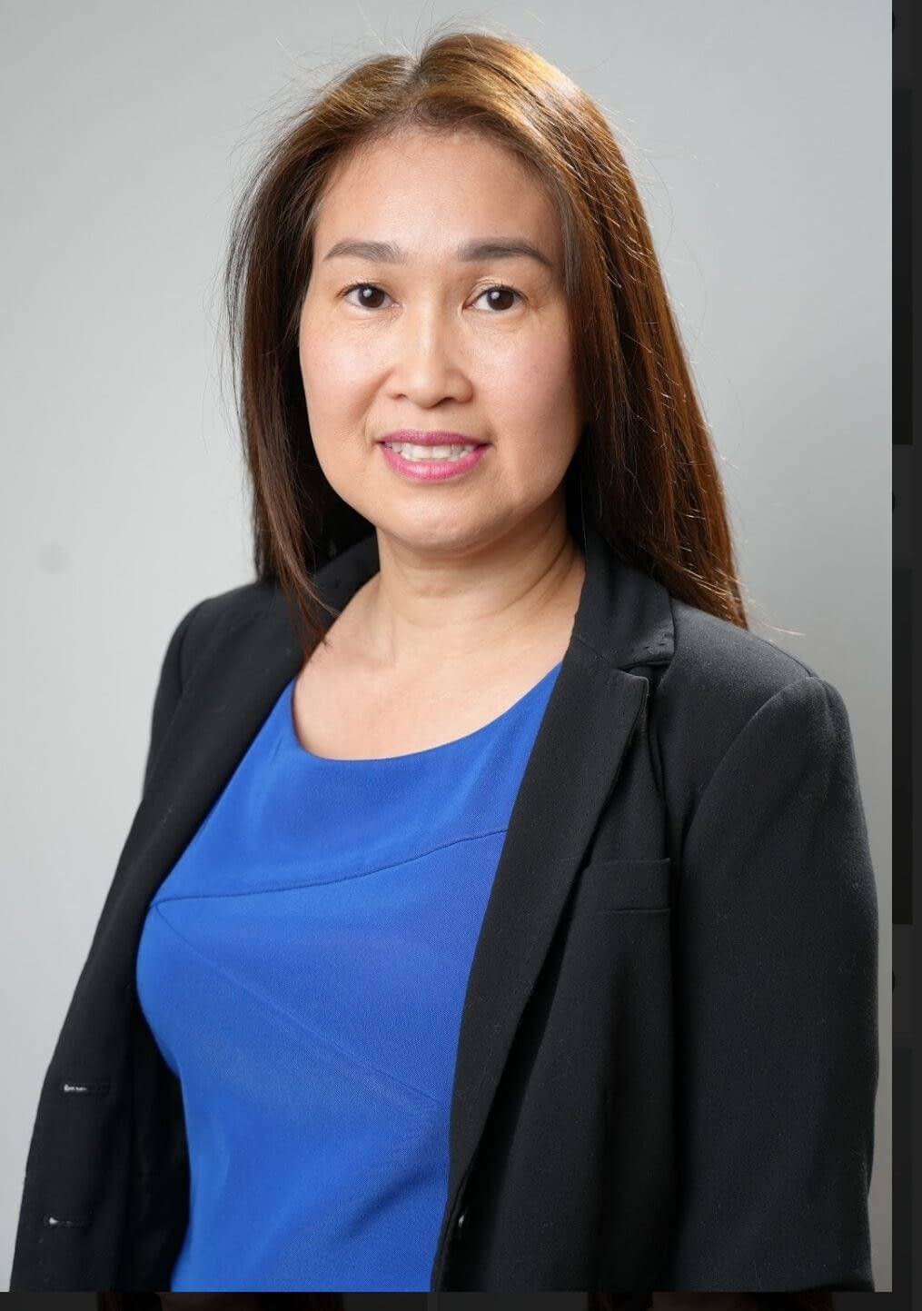 4-Headshot- (Amy Vo)