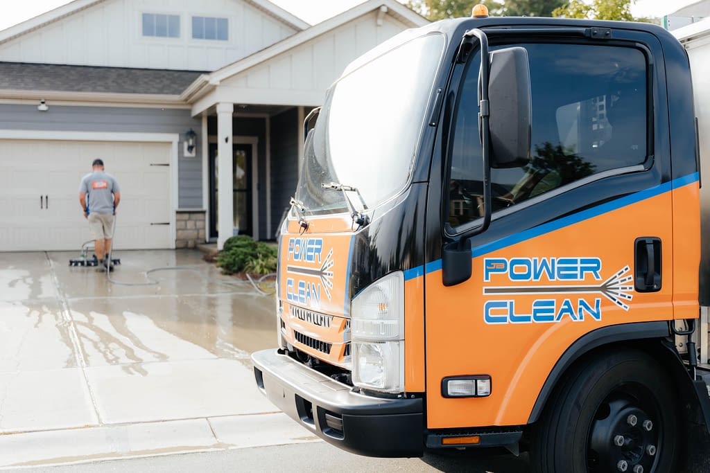 Power Clean truck