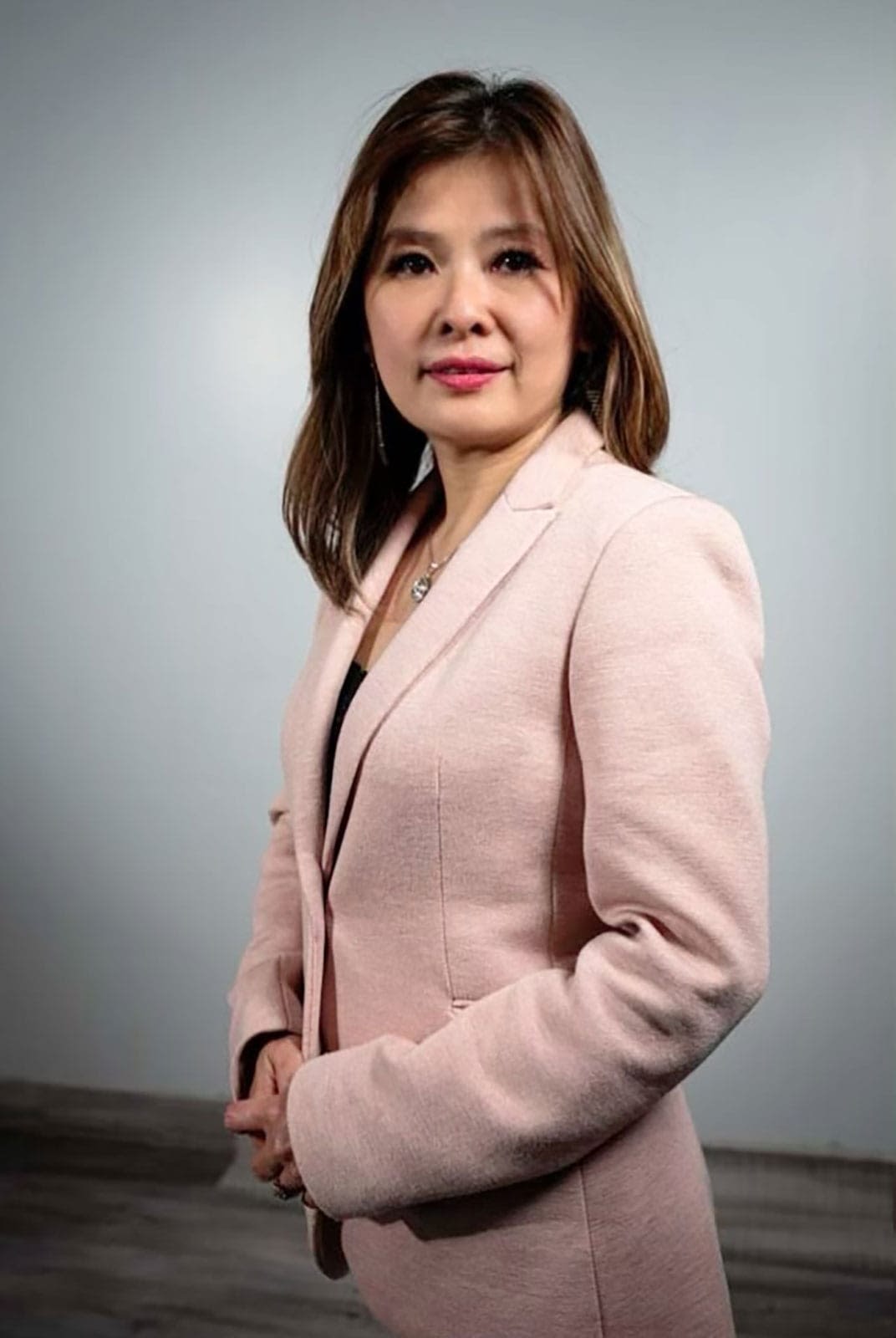 4-Headshot–(Trang-Phuong-Nguyen) 4-Headshot--(Trang-Phuong-Nguyen)