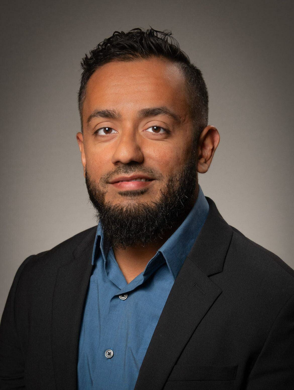 Basit-Majid-headshot