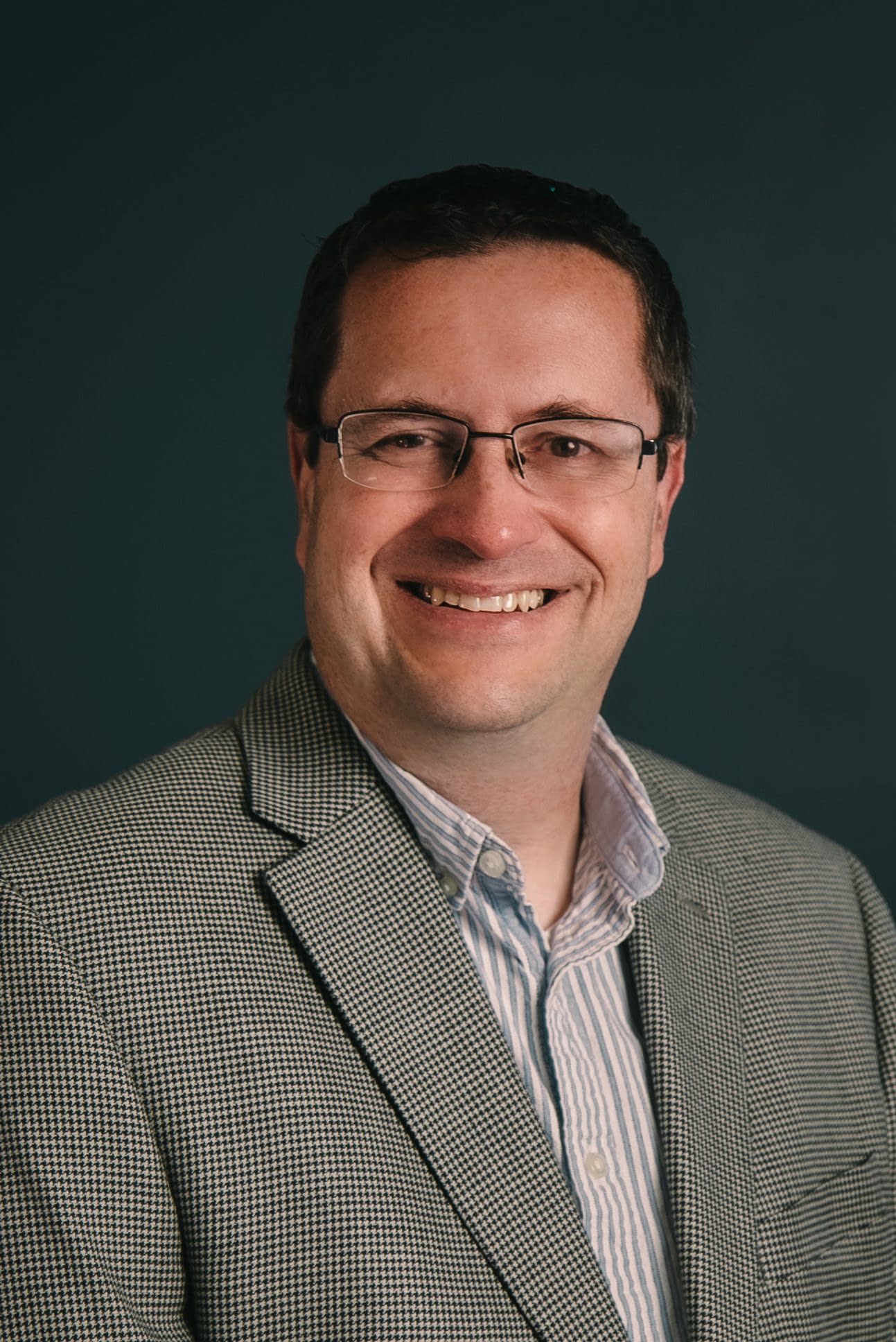 Richard – Uniform Headshot