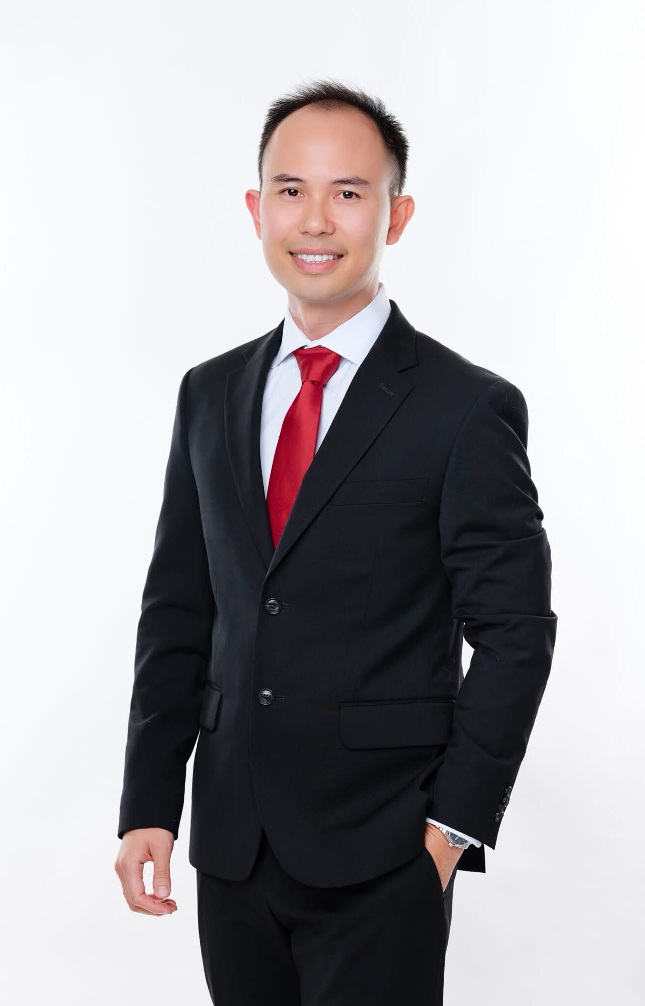 4-Headshot-Davis Thanh