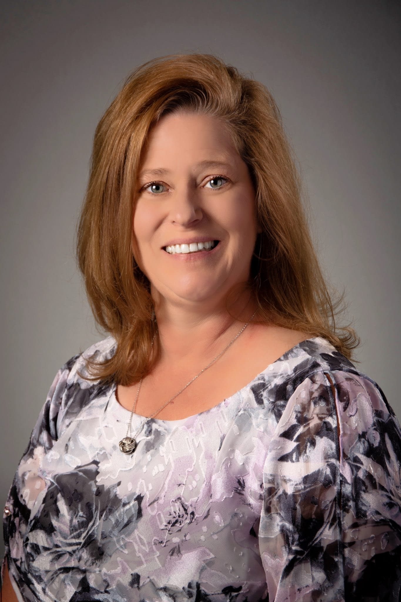Beth Crowl headshot