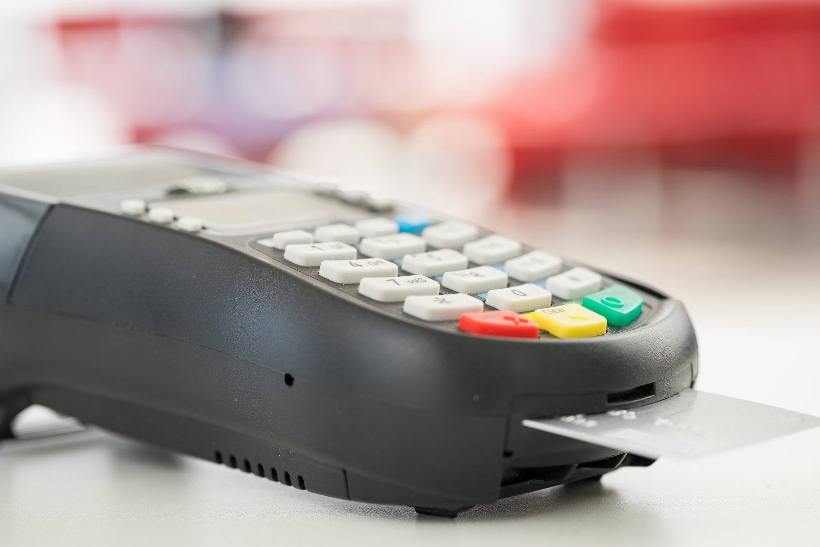 emv_chips_blog Chip Cards and Payment Trends: What Business Owners Need to Know and Do in 2016 - See more at: https://www.erieinsurance.com/Blog/2016/credit-card-chips#sthash.H6FR9EMd.dpuf