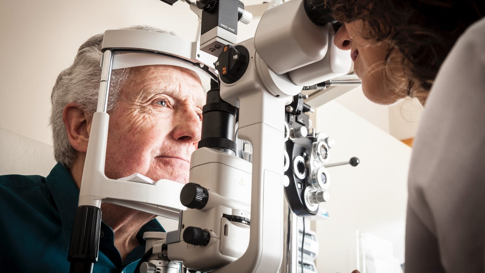 Dec 21 blog elderly man in eye examination