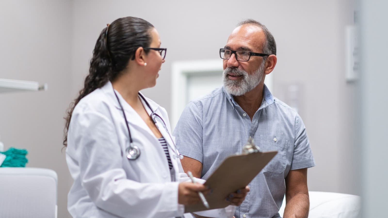 Jan 21 blog Senior man speaking with doctor