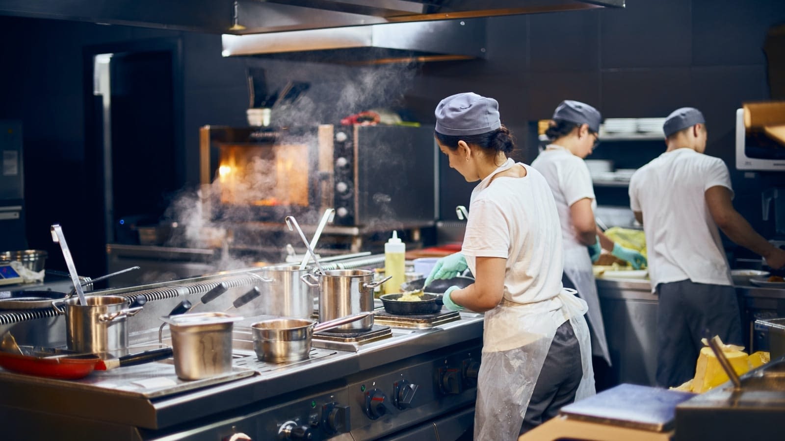 Kitchen Chefs Restaurant Food Chefs cooking