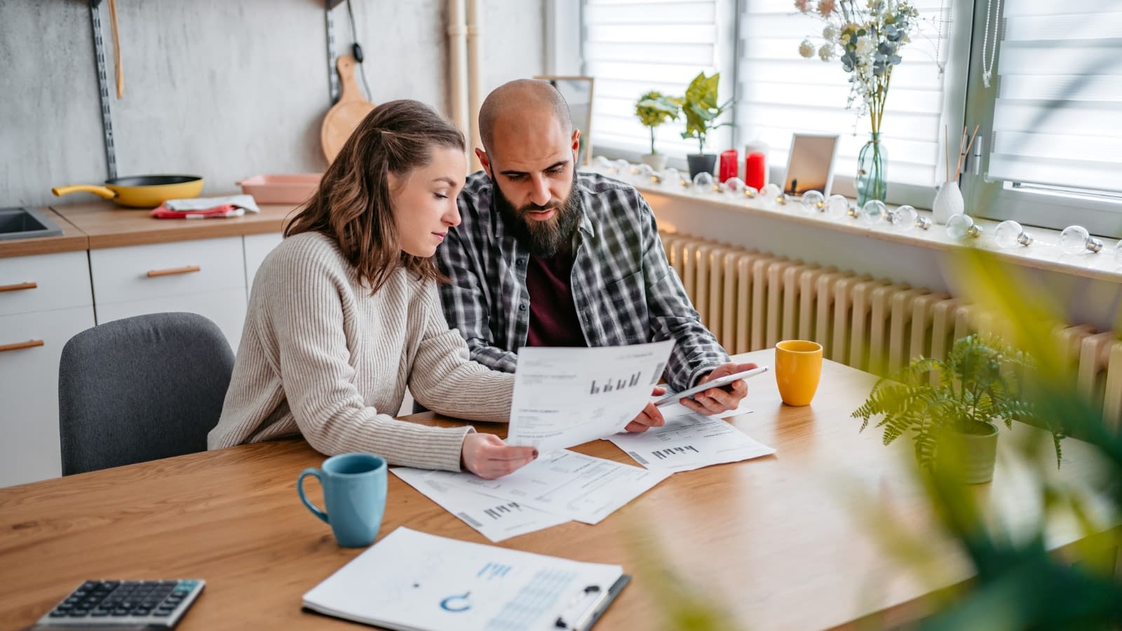 Feb 16 blog Couple reviewing home insurance policy