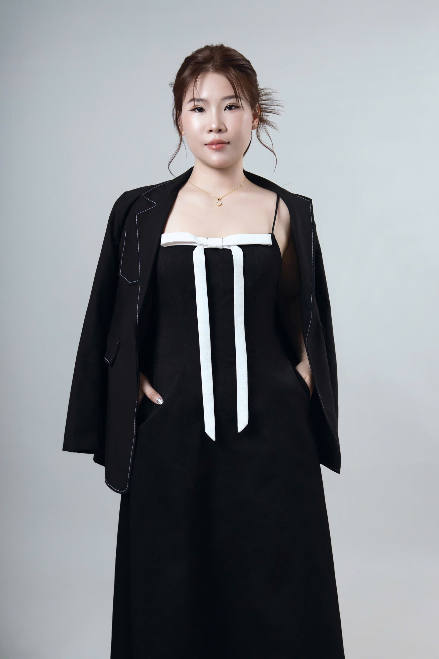 7-Cristy Trinh – Support Manager- 7-Cristy Trinh - Support Manager-