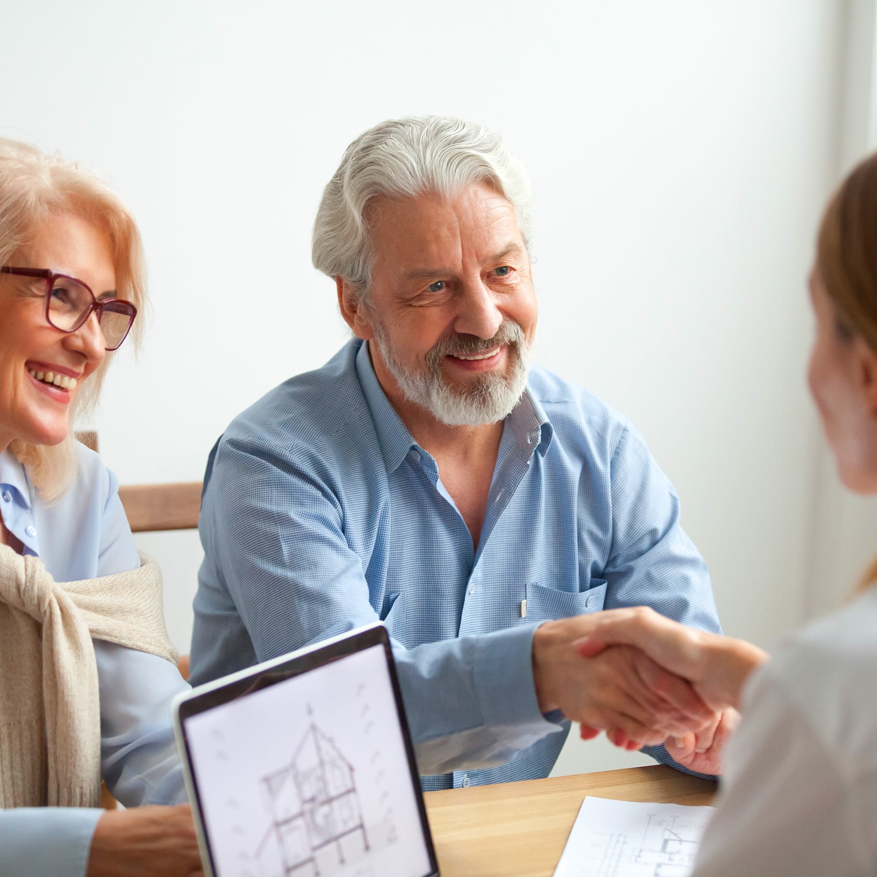 people closing a deal