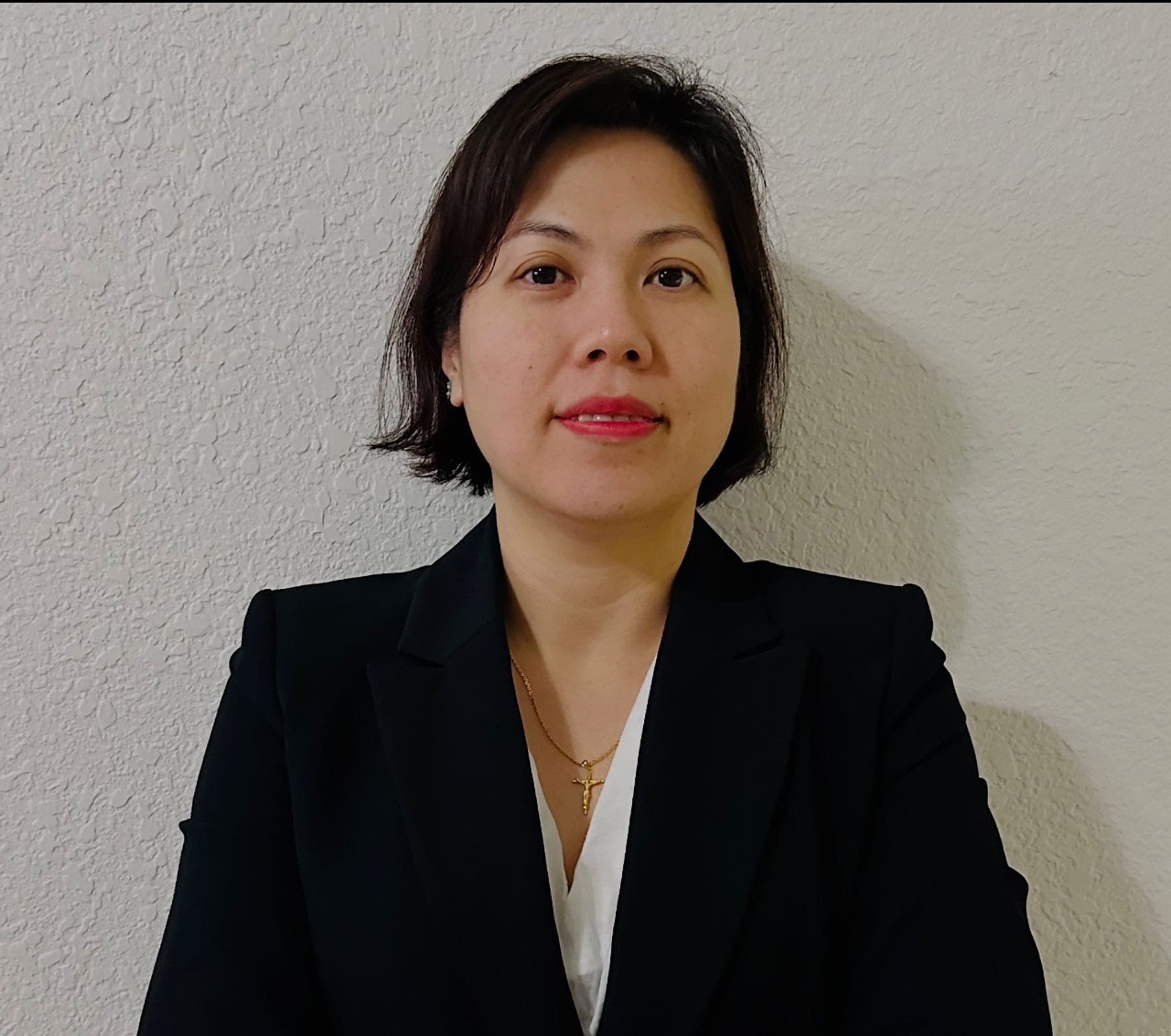 4-Headshot—Hong-Le 4-Headshot---Hong-Le