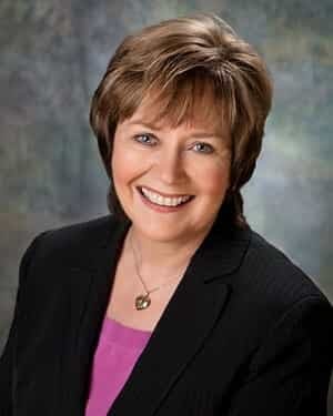 Denise J Booms Headshot