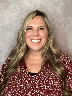 Headshot - Shannon Lancaster