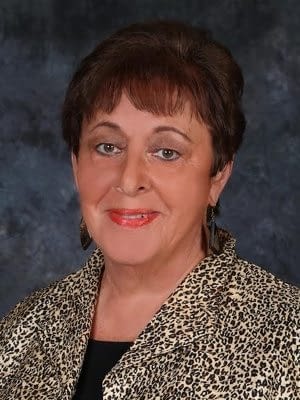 Elaine Krelis Elaine Krelis