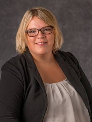 Stacy Barilone headshot