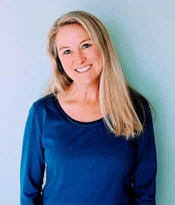 Heather Carmola headshot