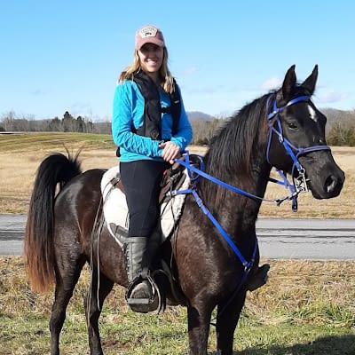 Emily Compton Trail and Endurance Horses