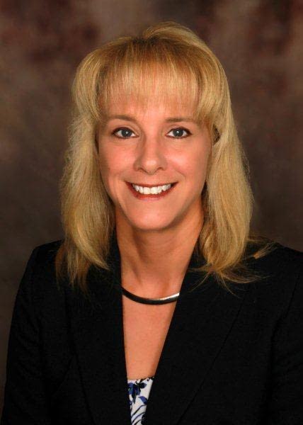 Jennifer K. Headshot