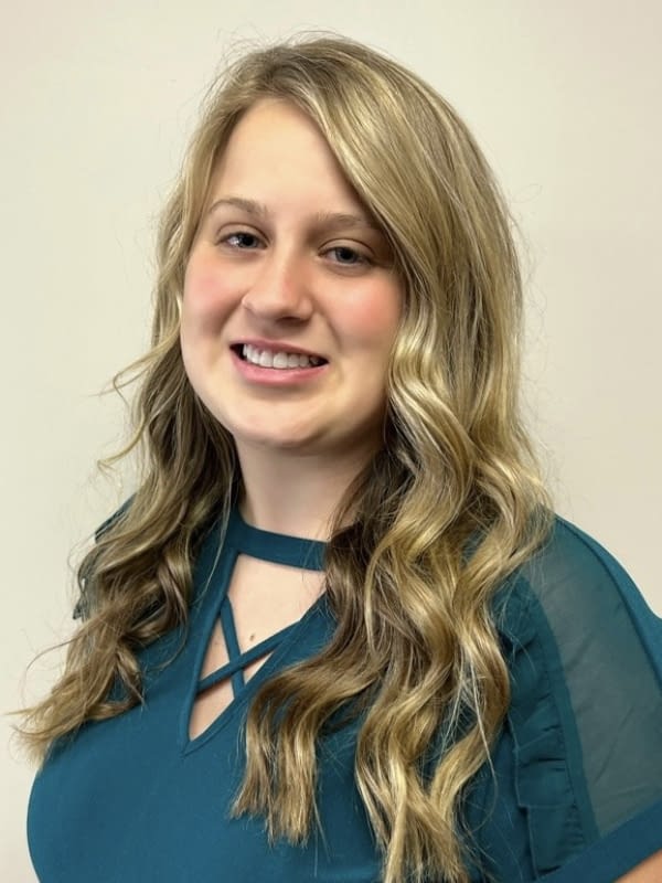 Lauren Vaughan Employee Image