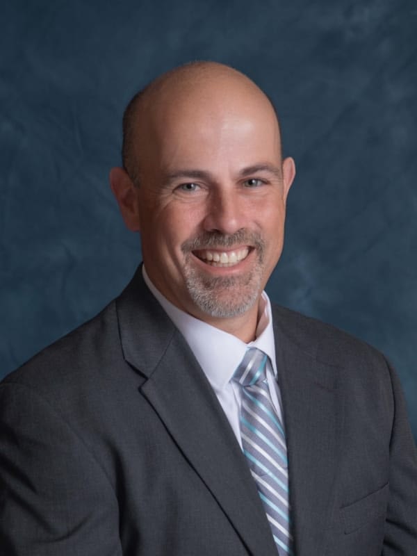 Mike Correa Headshot