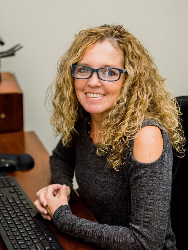 Stacey-headshot Stacey Stillinger