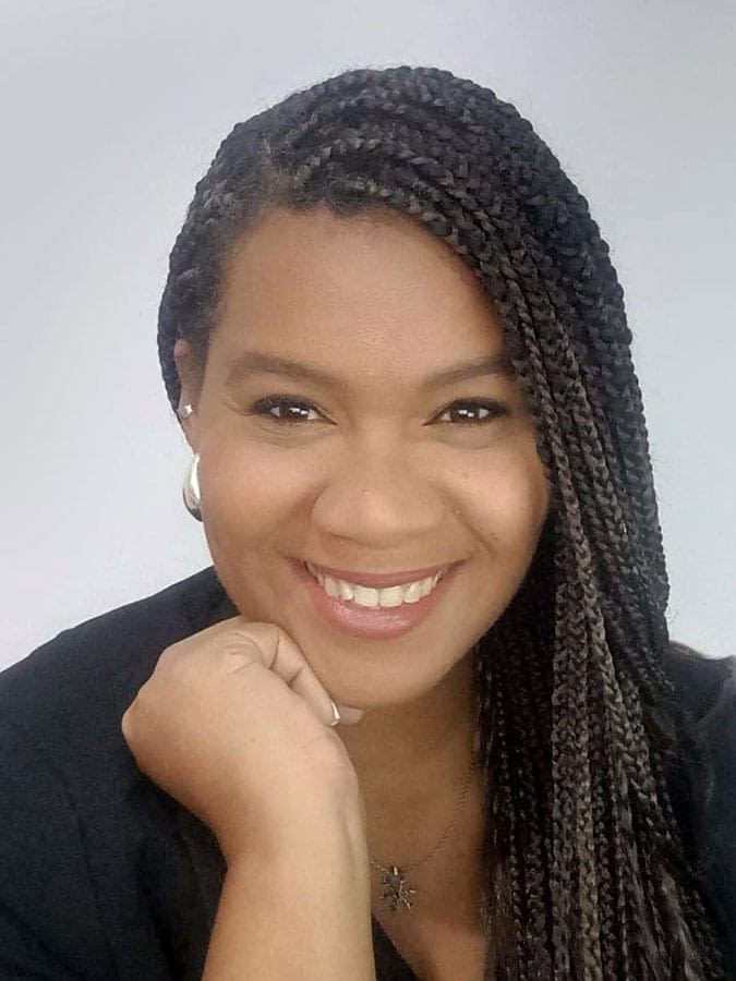 Heyka Palacios headshot