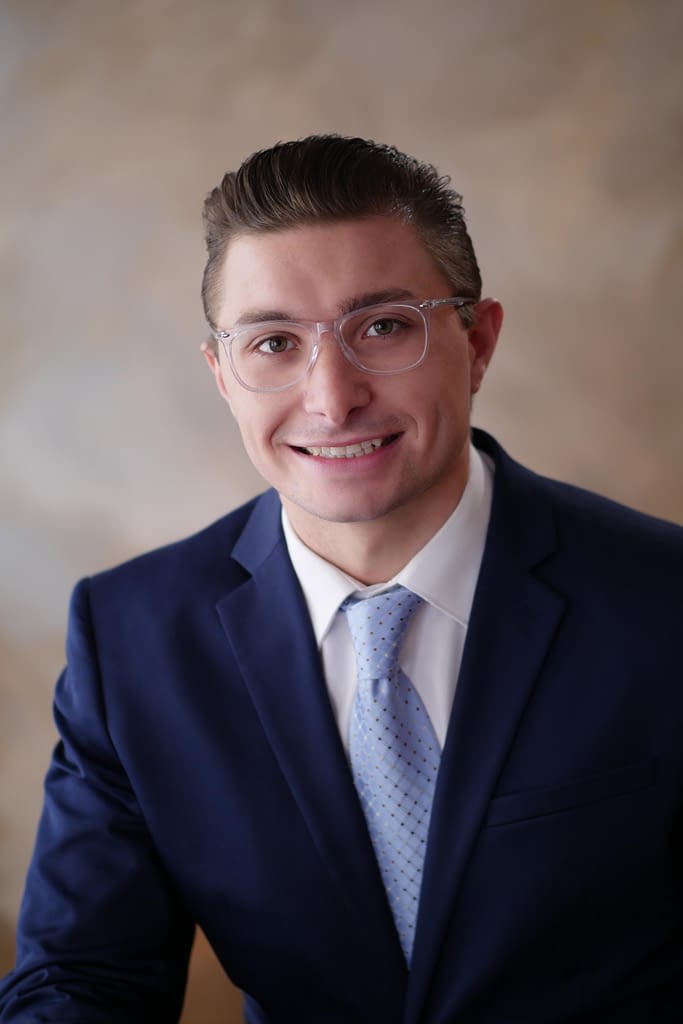 Headshot for Vincent Dabrosca, owner of VINsure Agency.