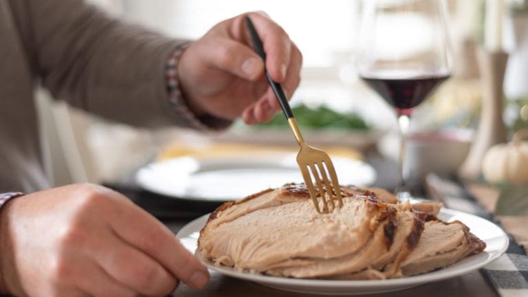 How to Overcome Overeating During Holiday Celebrations