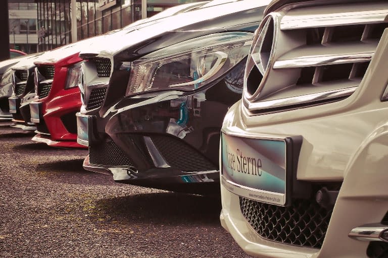 insurance-policy-review-blog Cars Parked